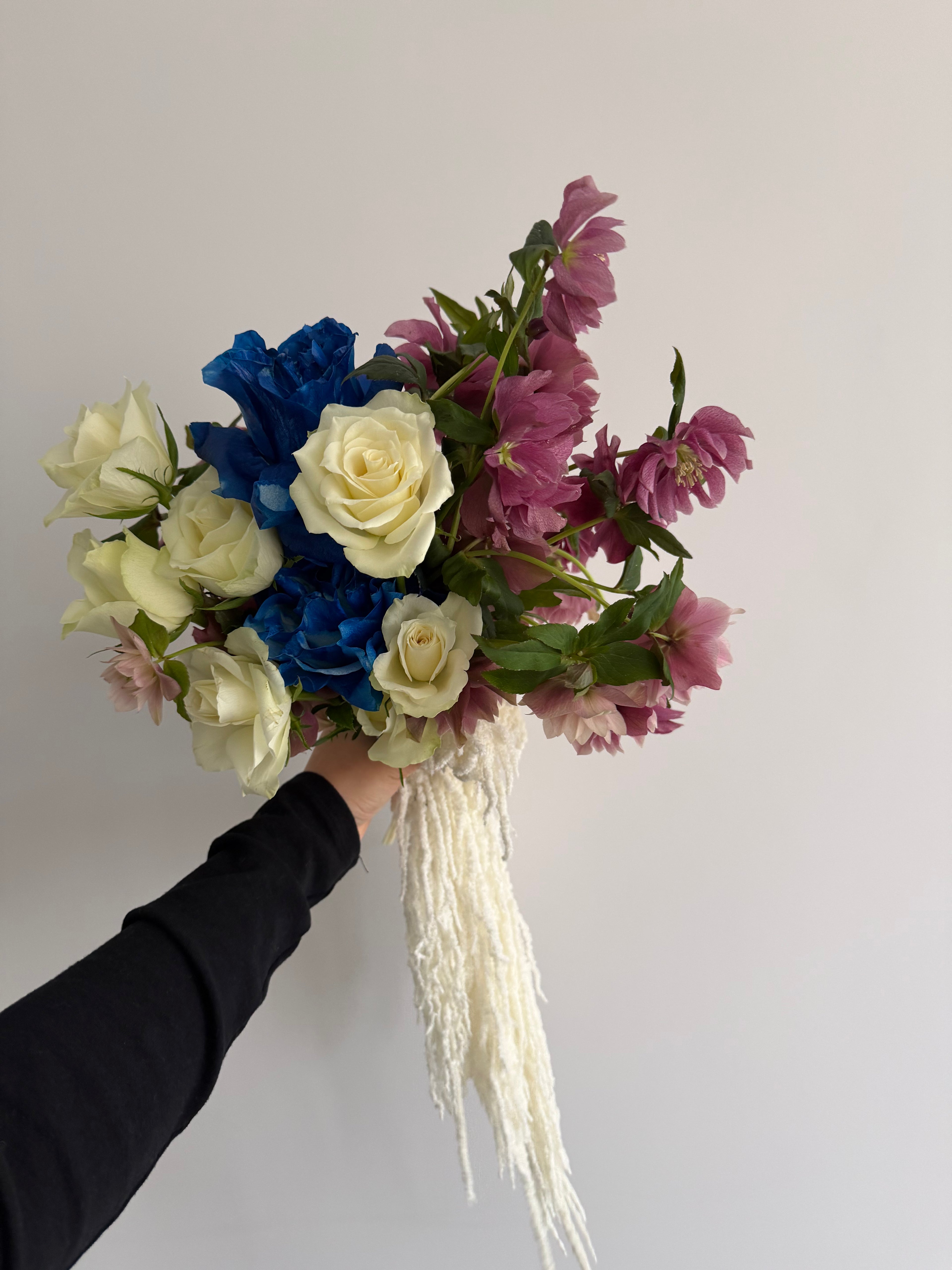 Sculptural Bouquet 03 – Soft Balance