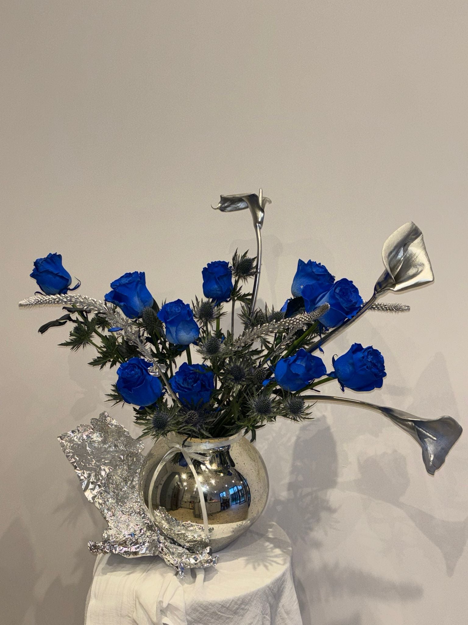 HOLSSI Signature Blue Medium Bouquet