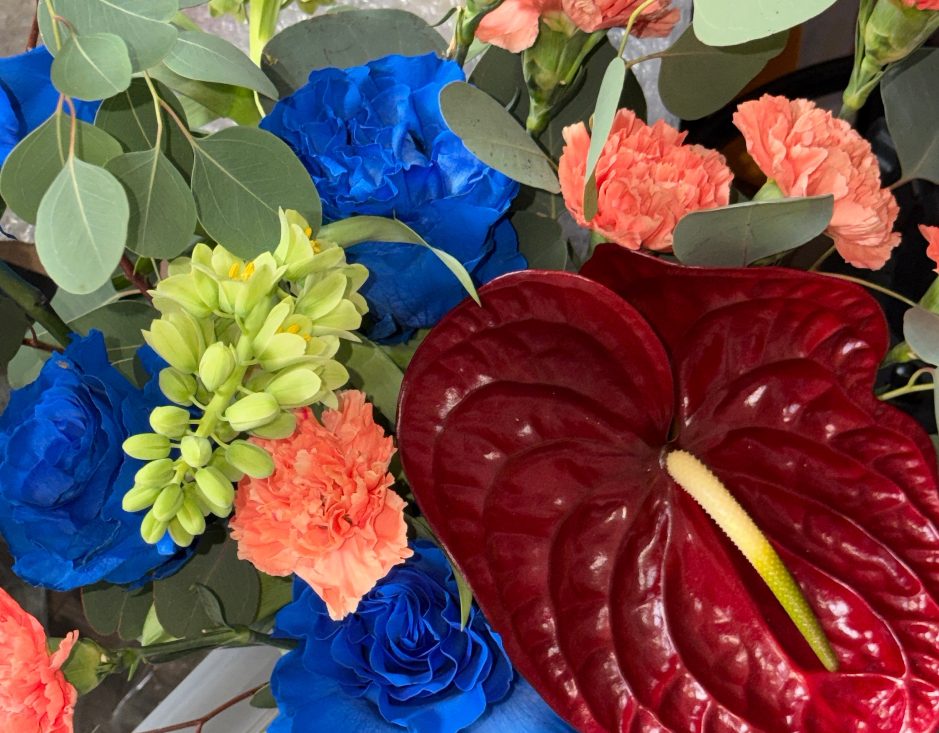 Sculptural Bouquet 04-A Moment in Colour