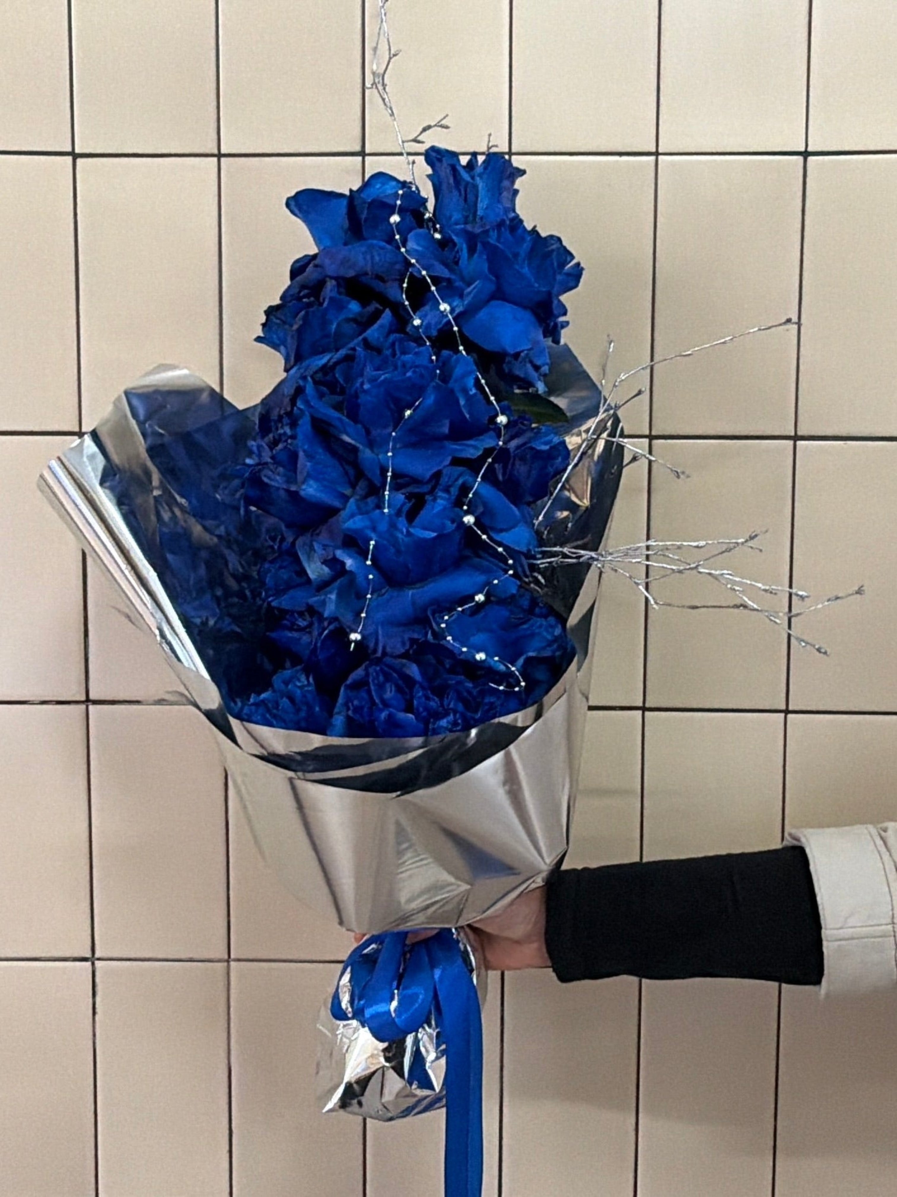HOLSSI - Held in Line Blue Bouquet